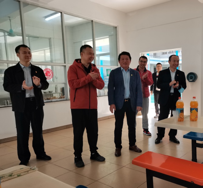 廣州市黃埔區(qū)區(qū)委常委、政法委書記雷虎一行走訪鹿山集團(tuán)
